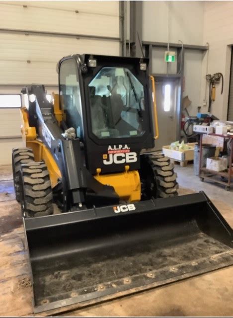 does a skid steer have a title|stolen skid steer database.